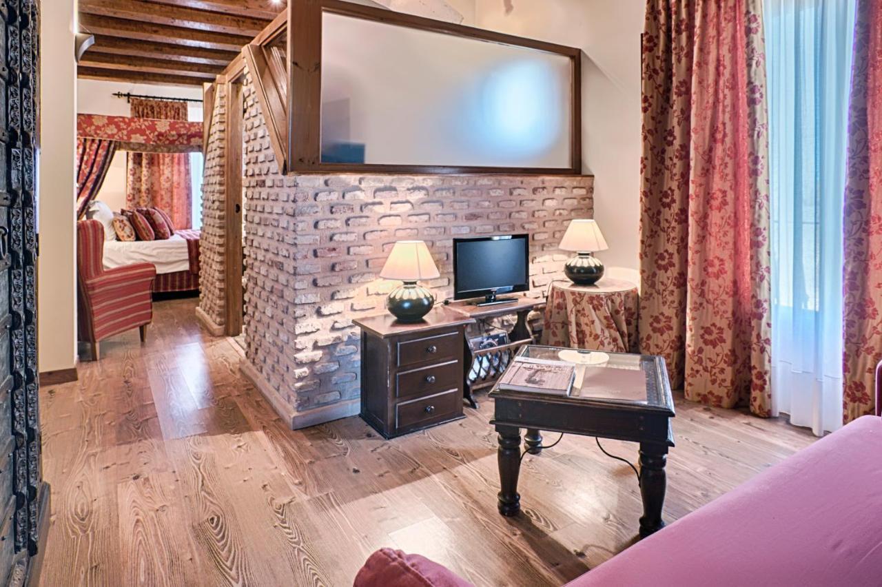 Отель Ibersol La Casona De Andrea Тьедра Экстерьер фото