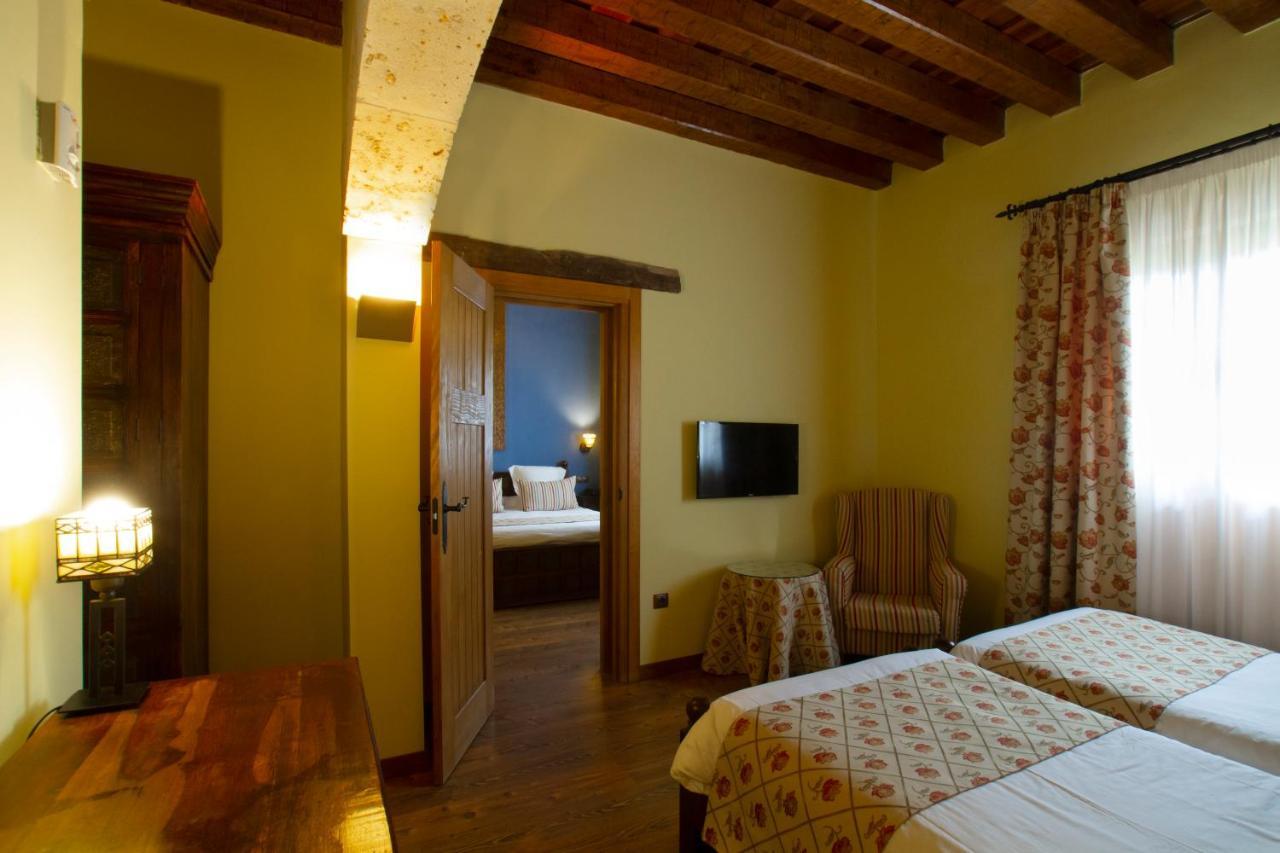 Отель Ibersol La Casona De Andrea Тьедра Экстерьер фото
